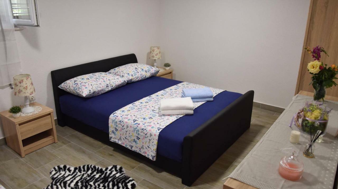 Appartement Apartman Kristina à Split Extérieur photo